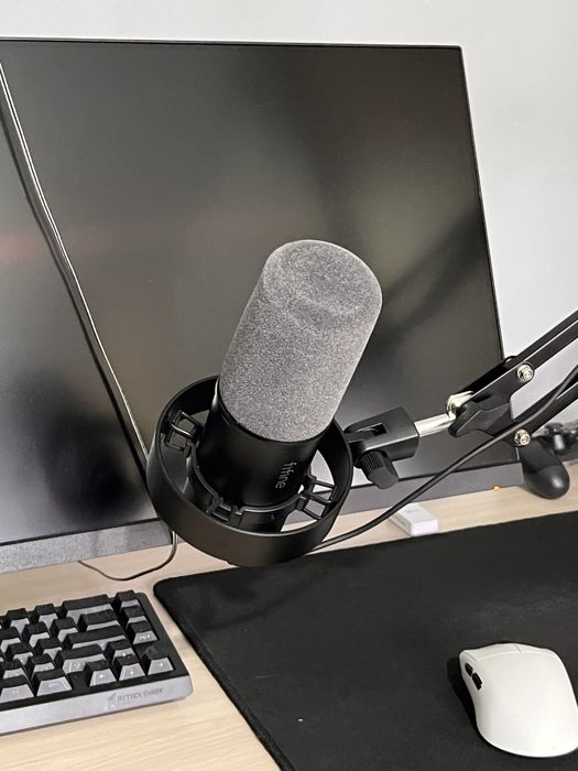 Динамический микрофон Fifine K688