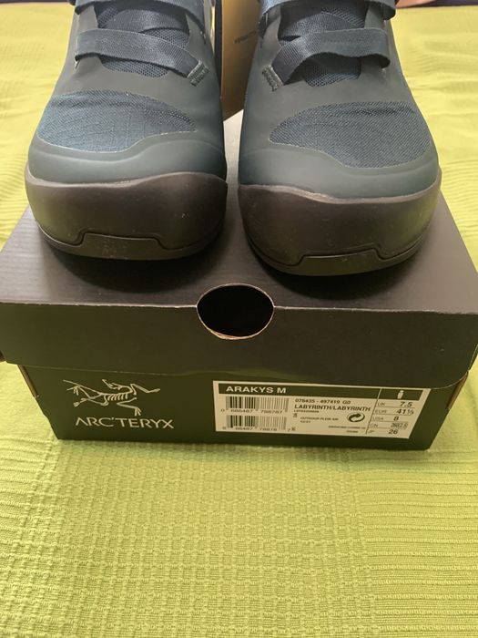 Arc’teryx Arakys  41 1/3