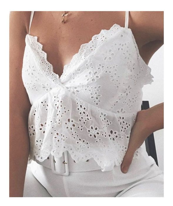 Бял дантелен Топ