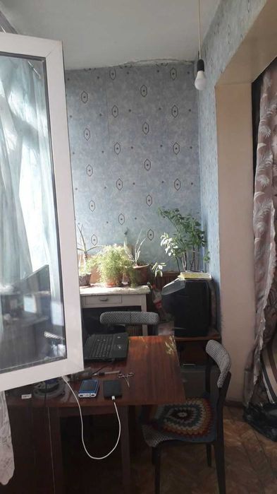 Продаю 1/4/4.Авиасозлар 2