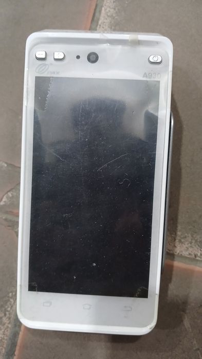 KASSA aparat sotiladi