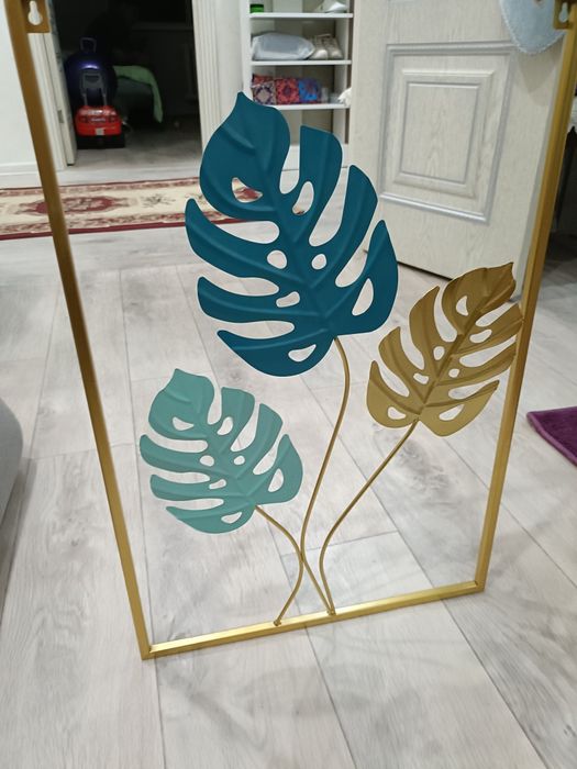 Продам картину с цветком