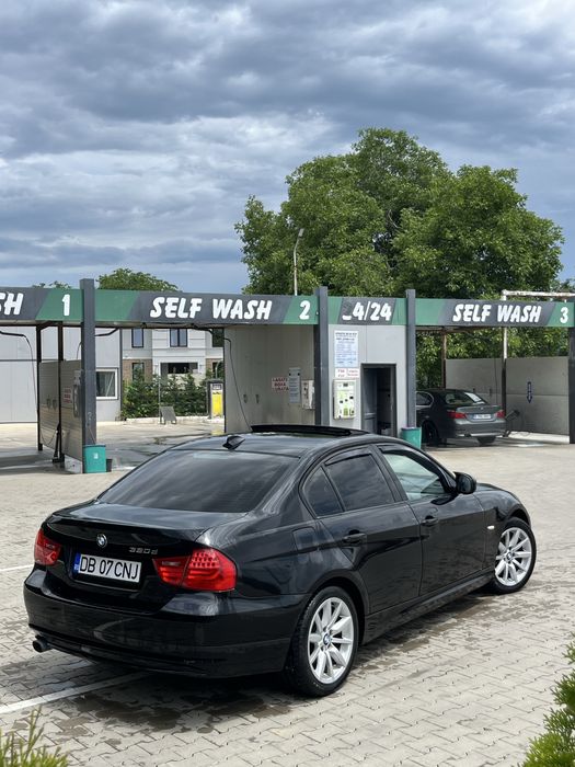 BMW 3 Series 2011 — imagine 4