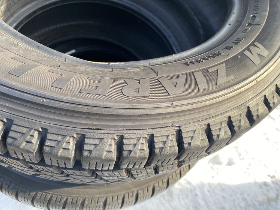 Шины 255/60/18 пара бу