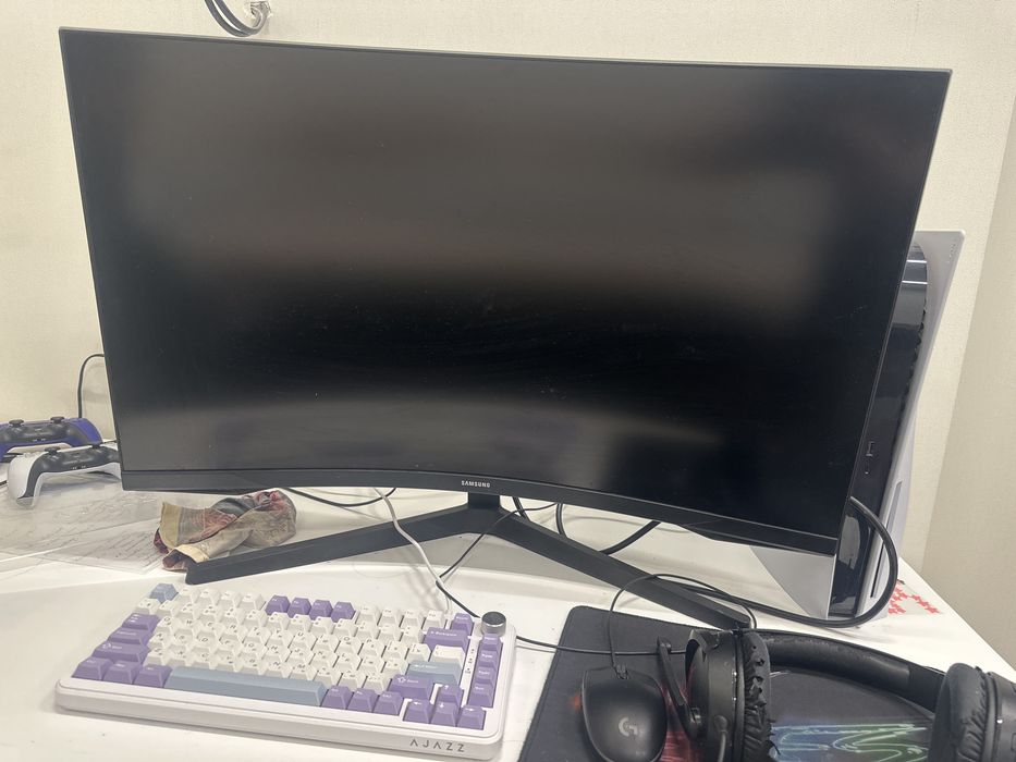 Mонитор Samsung odessey G5 32' 165гц