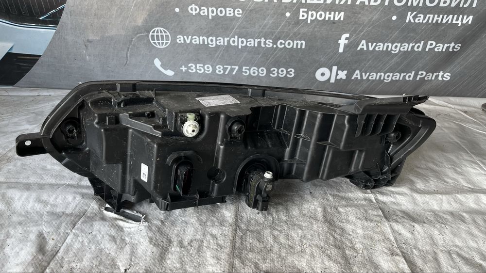 Десен фар Renault Megane 5 E-Tech