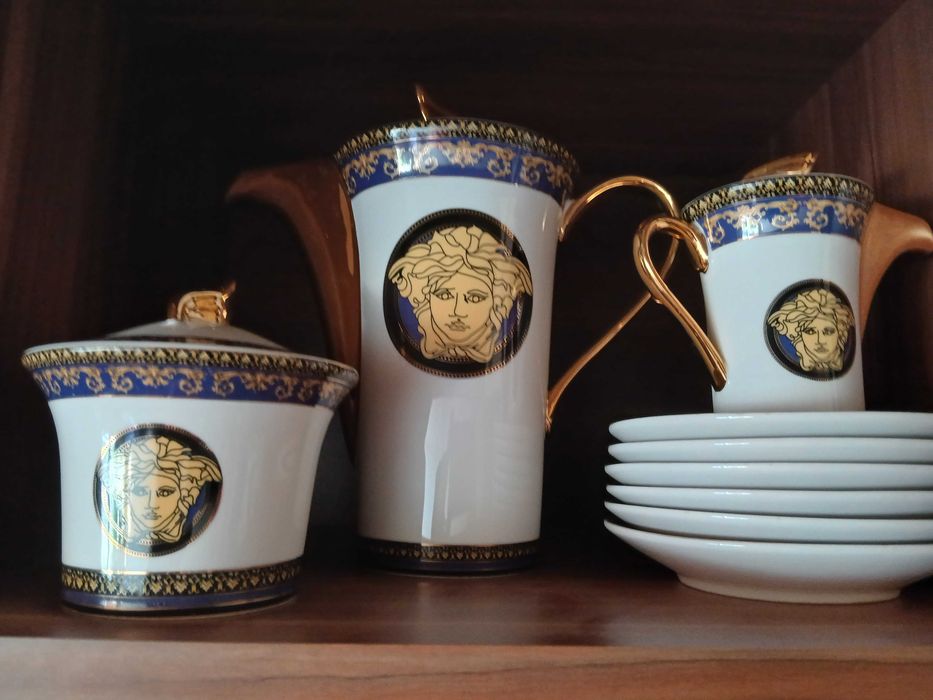 Set complet  cești  Versace medusa