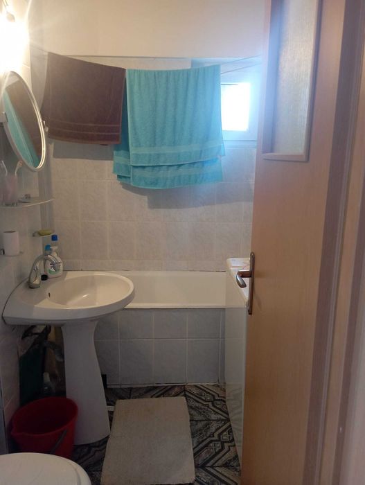 Apartament 3 camere decomandat-suprafata mare-2 bai-2 balcoane-zona Dorobanti Deva