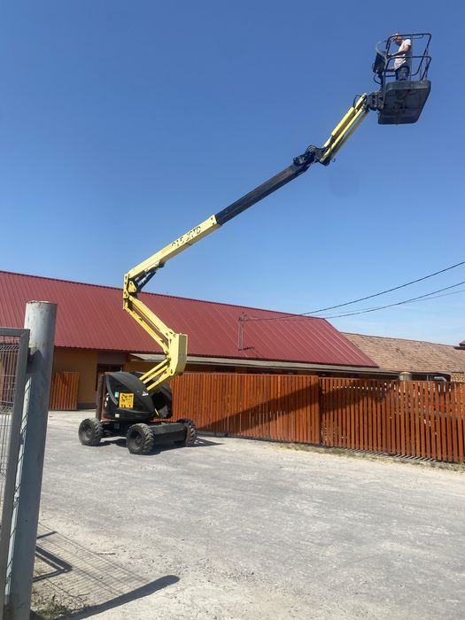 De vanzare sau da inchiriat nacela cu brat articulat