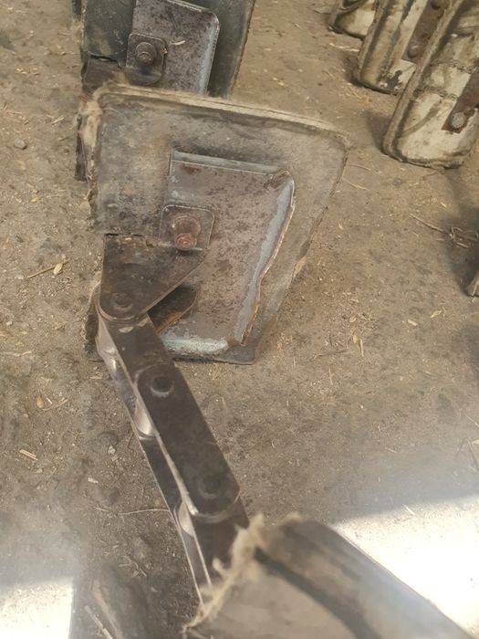 Зърнен елеватор за Claas Dominator 106/108/118 Mega 208/218