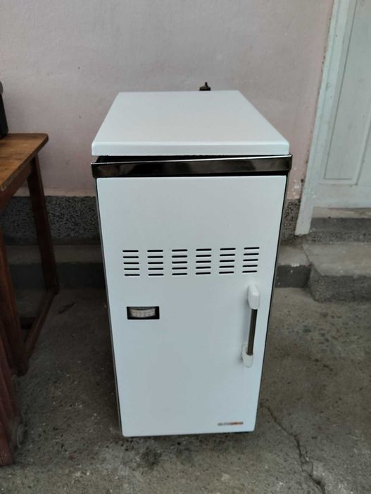 Котел за локално парно отопление на апартамент или етаж от къща