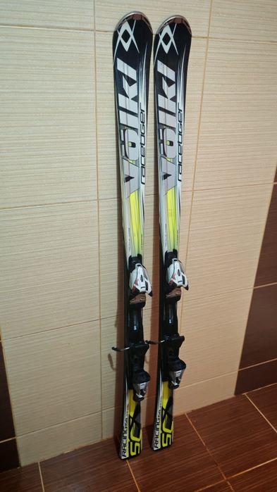 Schiuri volkl racetiger sc 158cm -clapari ski
