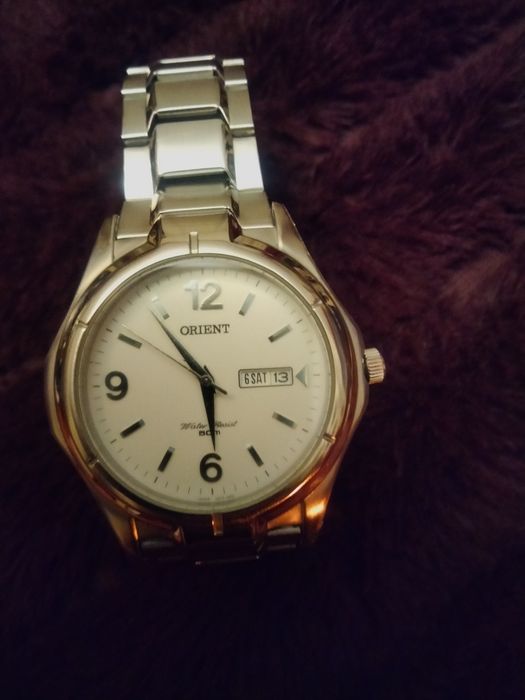 Часовник ORIENT quartz