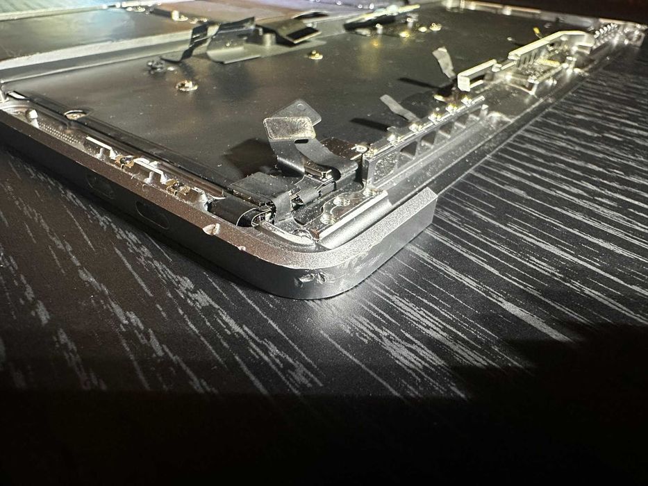 Ansamblu complet topcase MacBook Pro 2020 A2338