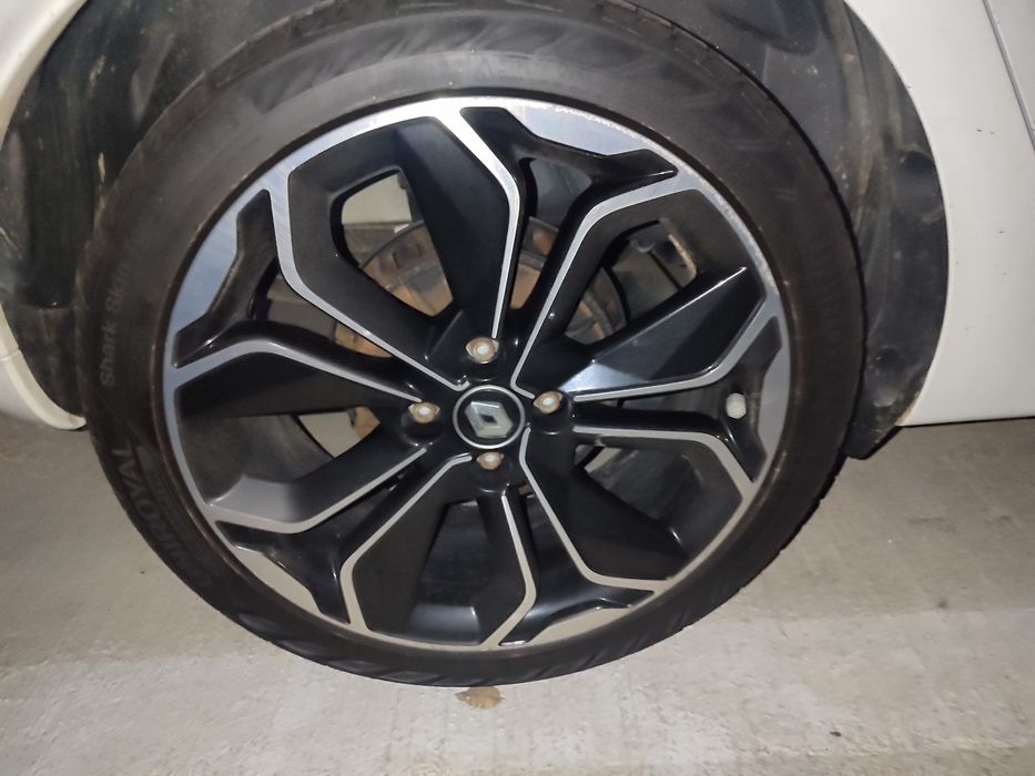 vând/ schimb Jante R17 Renault bose