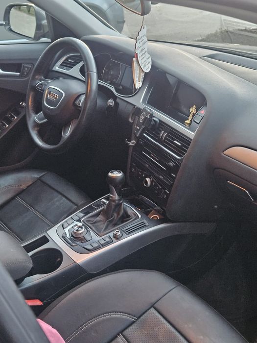 Audi a4  An.2013    2.0