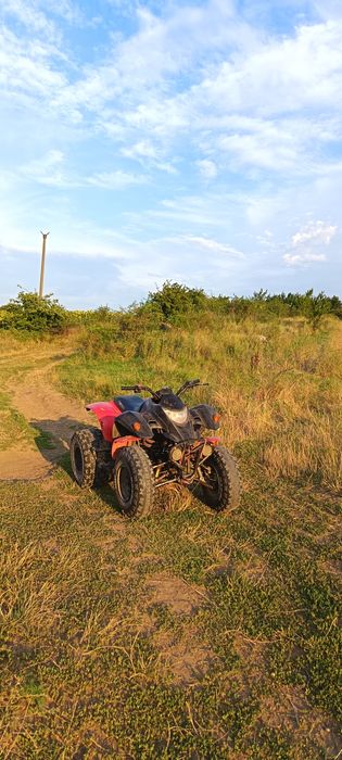 Vand sau schimb cu ceva mai mare(diferenta de la mine) ATV SMC barossa 250cc- 2 cilindri manual