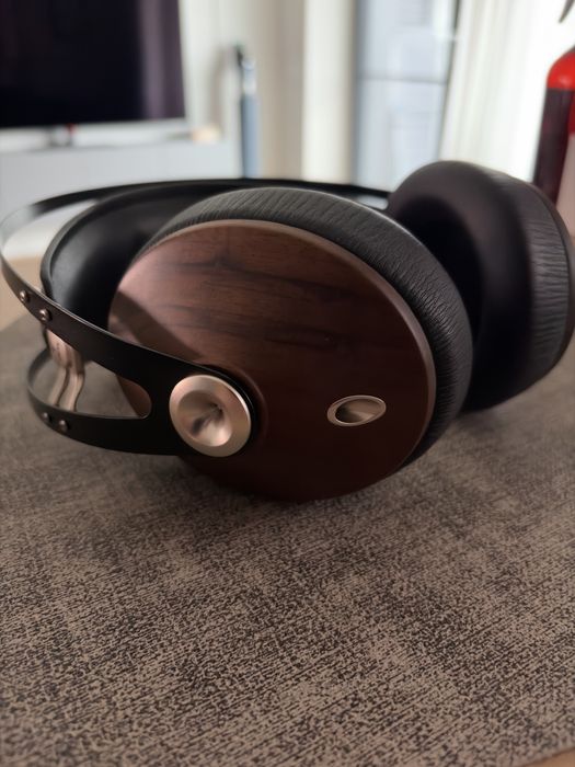 Casti Meze Audio 99 Classics Walnut Silver ca noi, cu factură