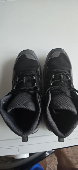 Обувки Adidas Terrex