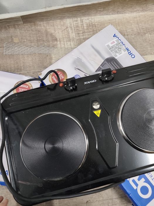 Продаю электро плиты новые