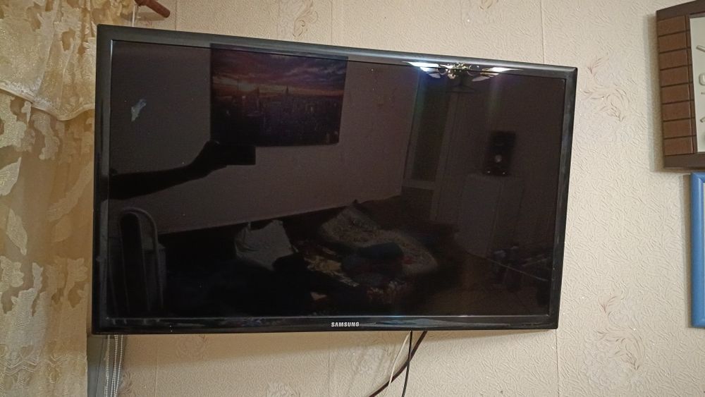 Продам телевизор