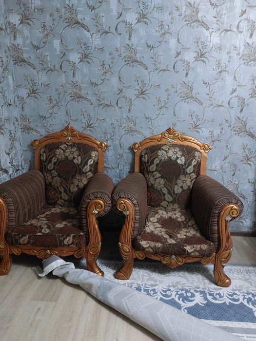 Диван и кресло  срочно