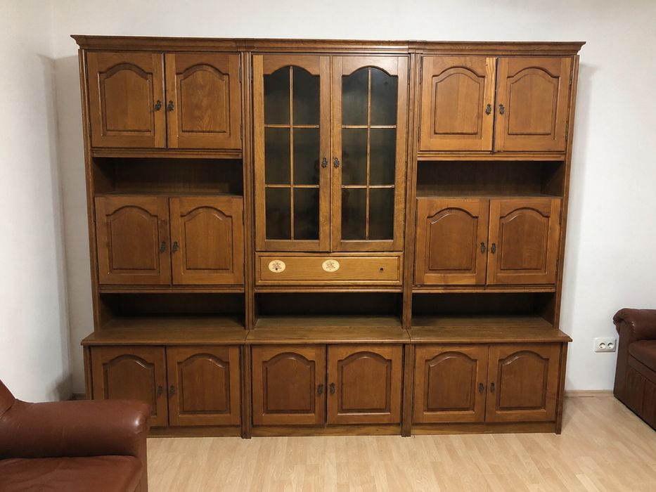 Mobilă bibliotecă / living din lemn masiv – stare foarte bună