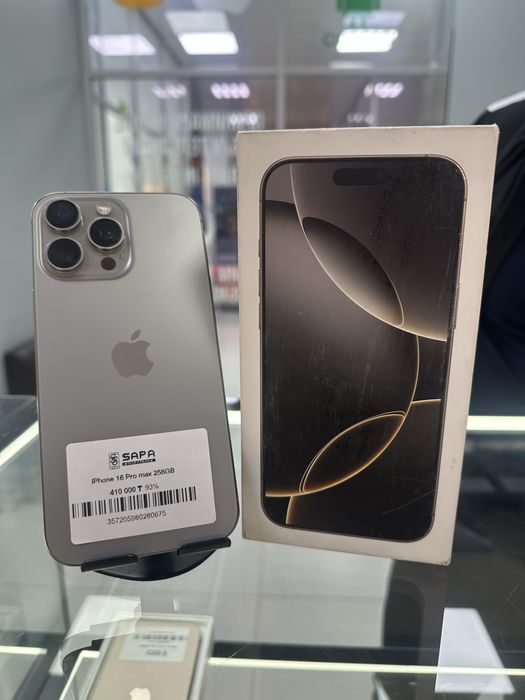 iphone 16 pro max 256gb natural titan!