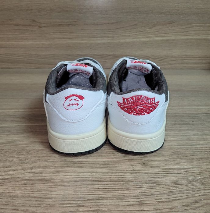 Nike Air Jordan 1 Low x Travis Scott