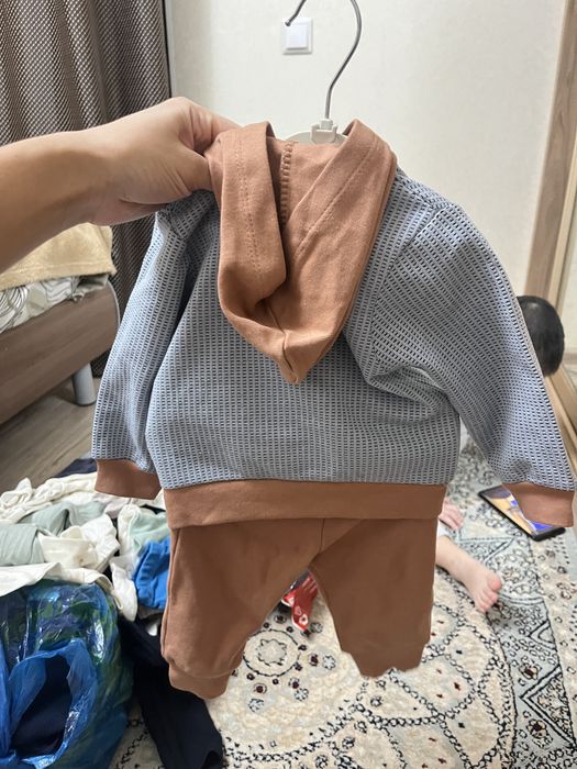 Продам детские вещи