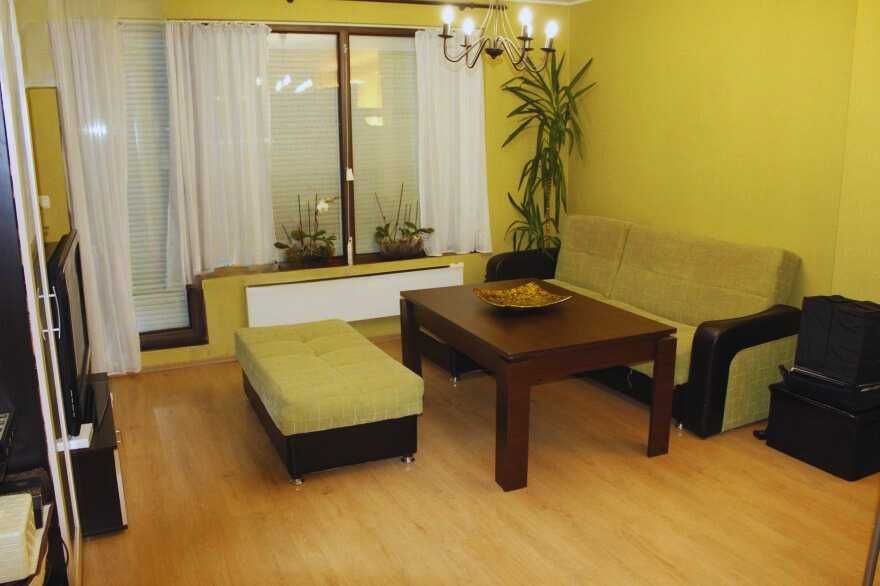 Дава се под наем Двустаен апартамент в София, Полигона - 80 кв.м за 499.8 € - Снимка #1