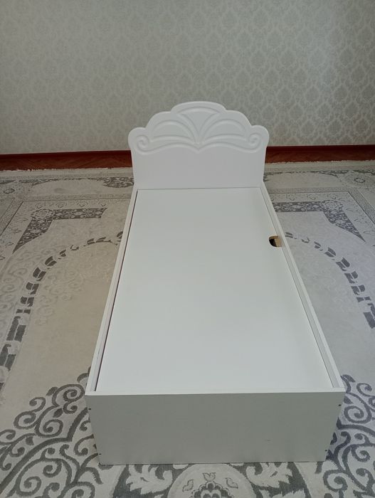 Продам кровать ,