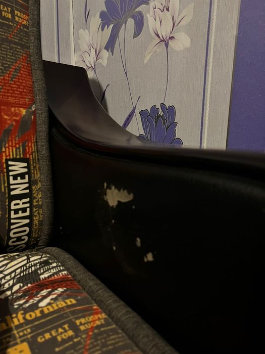 Отдадим небольшой диван бесплатно