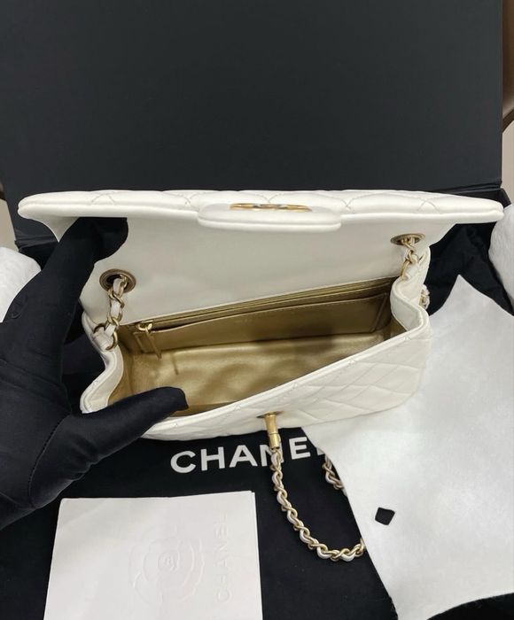 Geanta Chanel pearl crush alb premium pe stoc