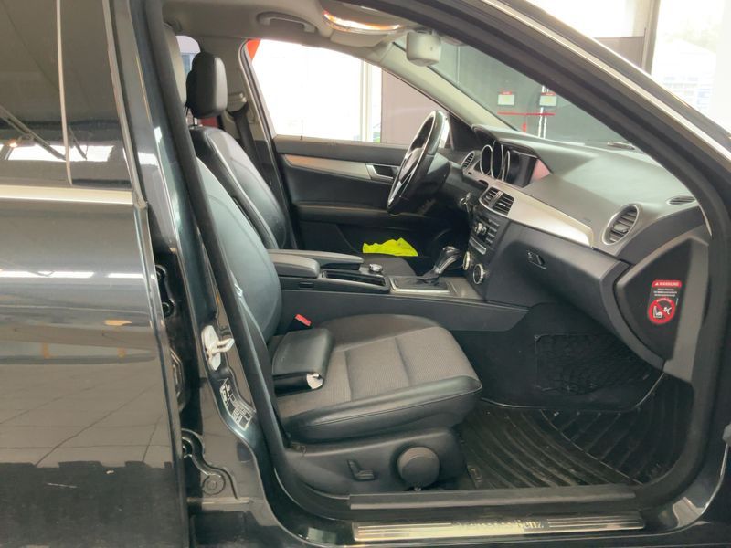 Mercedes-Benz C-Klasse C 220 CDI T BlueEfficiency Avantgarde 2014
