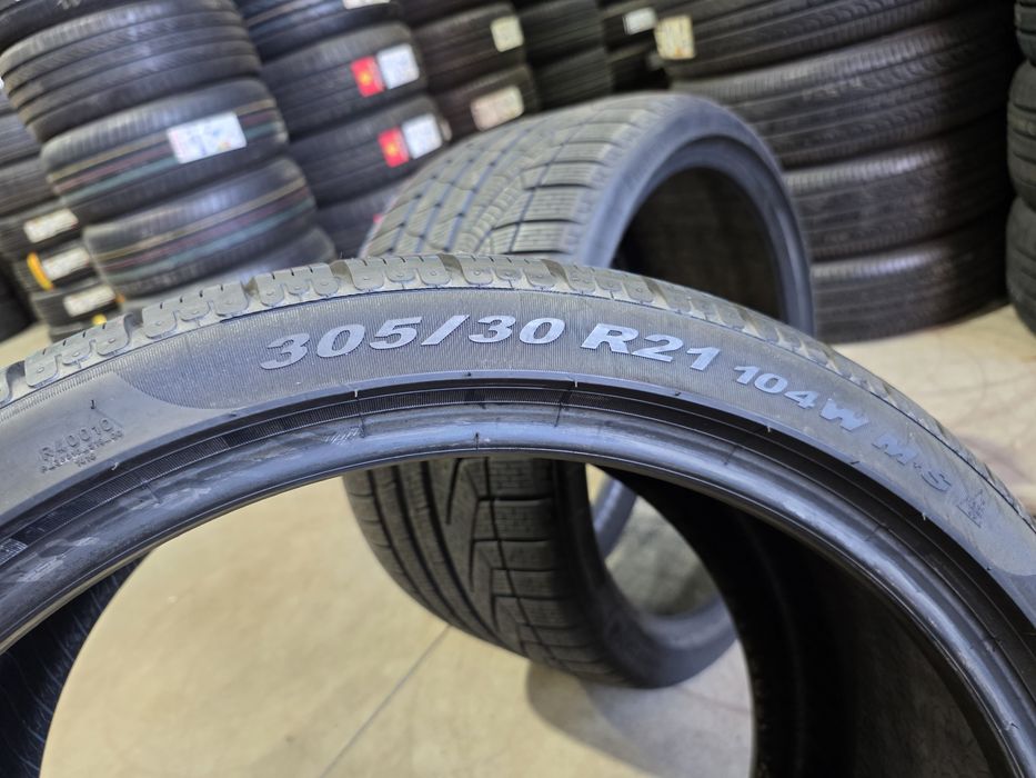 305/30/21//265/35/21 PIRELLI