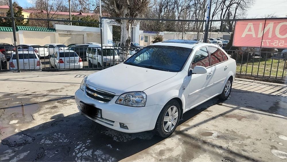 2012 yil 1,8 avtomat gen bor