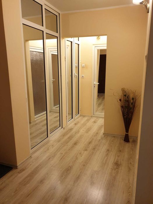 Apartament 2 camere et 1 Piata centrala