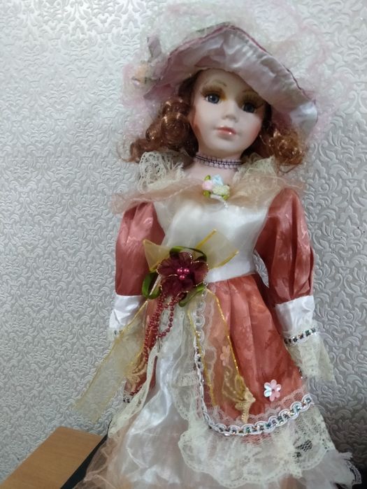 Кукла керамическая