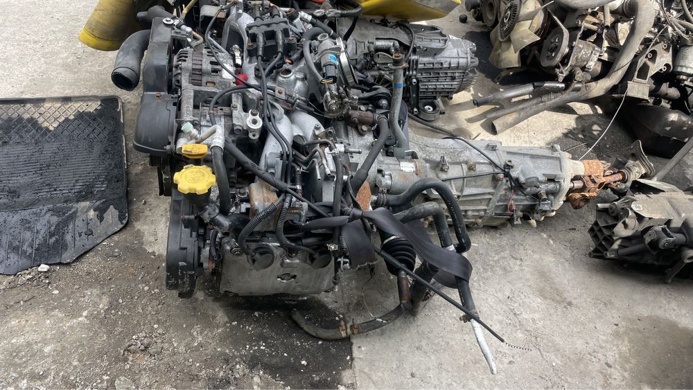 Двигатель на  Субару 2.0