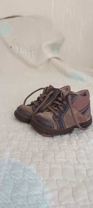 Продам кожаные ботинки