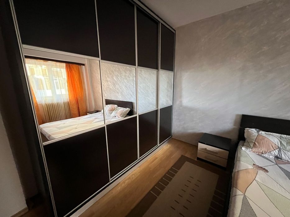 Vând apartament 2 camere Topoloveni