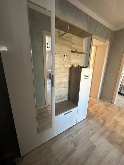 Продам отличную прихожую