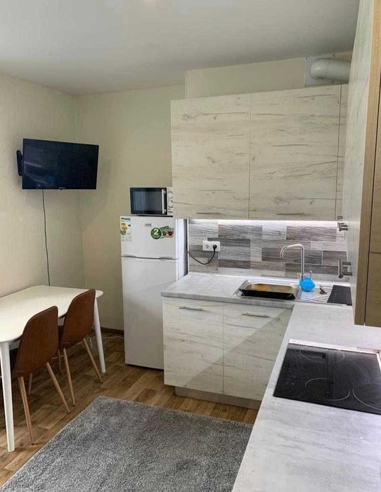 Сдаётся 1 ком в районе Азия парка