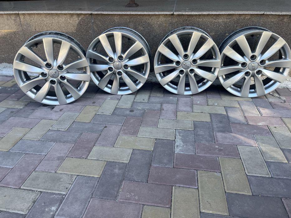 Продаю диски 16