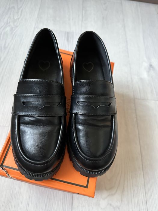 Продам лоферы