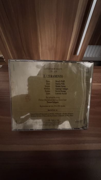 Vând album set CD muzică clasică/operă "Il giuramento"