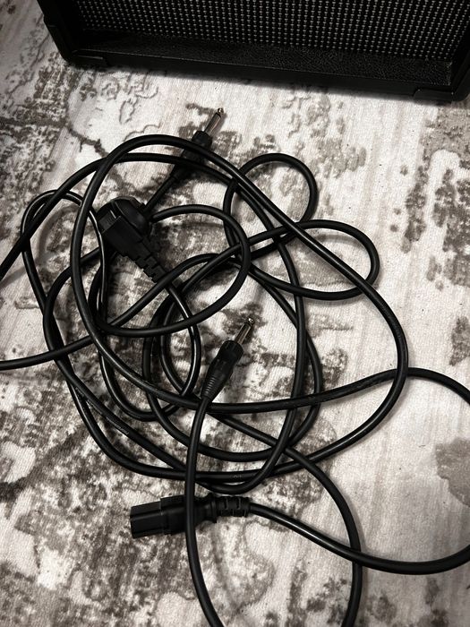 Нов комплект електрическа китара Cort CGPX1 + усилвател MX15