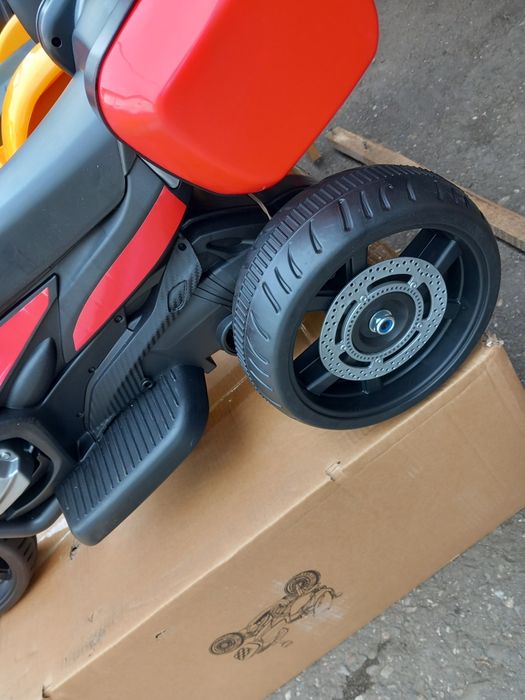 Masinute electrice 6v,12v Diferite modele.