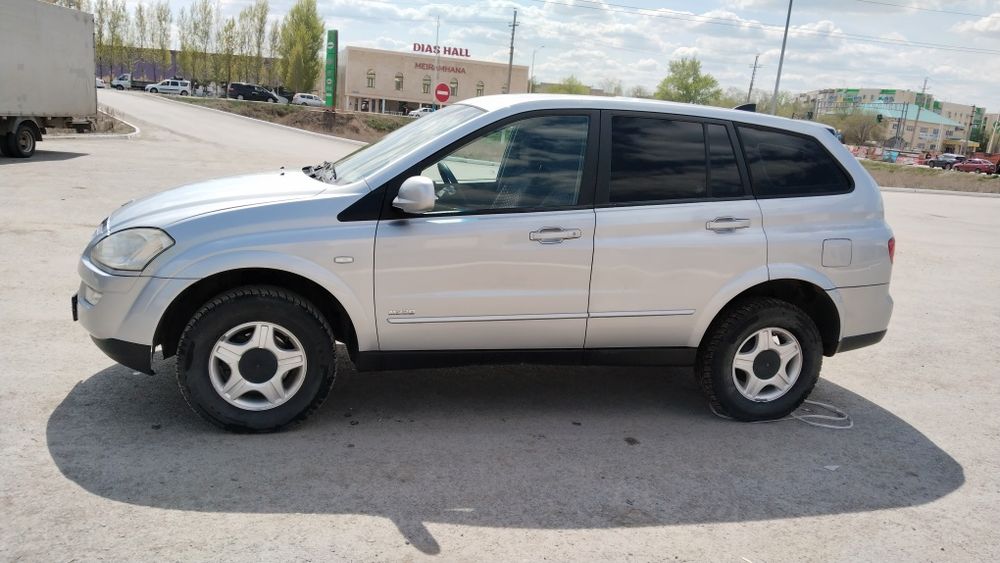 Продам Внедорожник Рамный